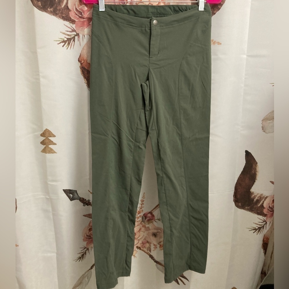 Size 2 Columbia pants​​​​​​​​​​​​